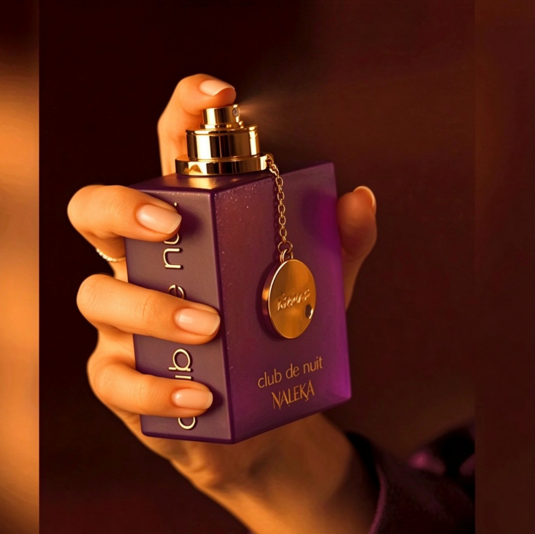 クラブ・ド・ニュイ マレカ フルーツ＆フラワーの香り、EDP - Perfume Fragrance Concentration のレビューと価格